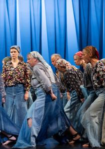 Katrina nr 4 med kör