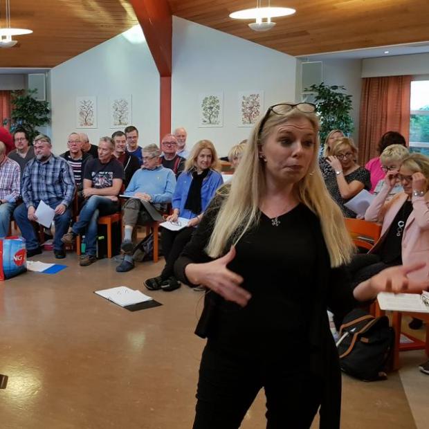 Johanna Grussner med projektkören